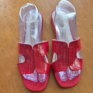 Cato Red Croc-Embossed Women's Slide Sandals. Sz 10